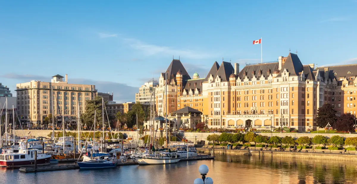 Du lịch Canada: Cẩm nang visa & chi phí mới nhất 2026 2 Du lich Canada nen di nhung dau