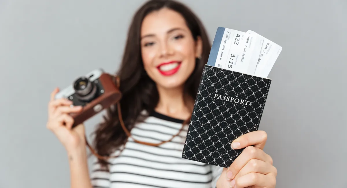 Passport Canada đi được những nước nào không cần visa? Danh sách miễn thị thực 2025