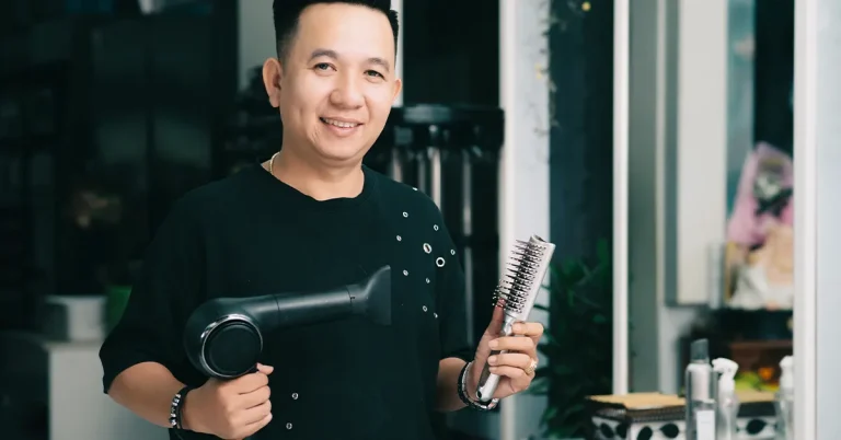 Hairstyling Salon Manager